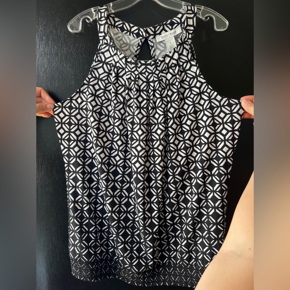 White House Black Market Halter Neck top - Size Small - Picture 16 of 16